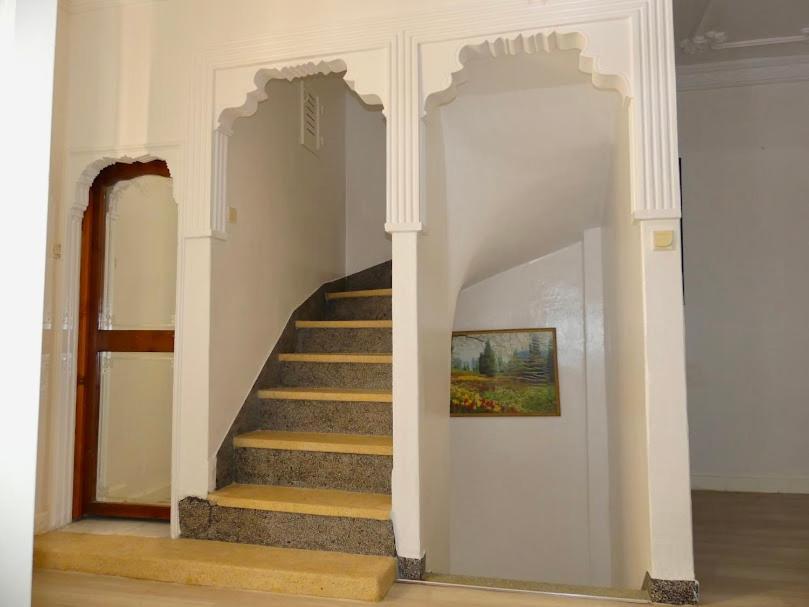 A Cozy Home Right In The Heart Of タンジェ エクステリア 写真