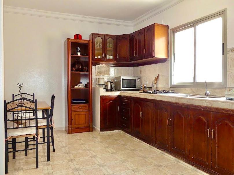 A Cozy Home Right In The Heart Of タンジェ エクステリア 写真